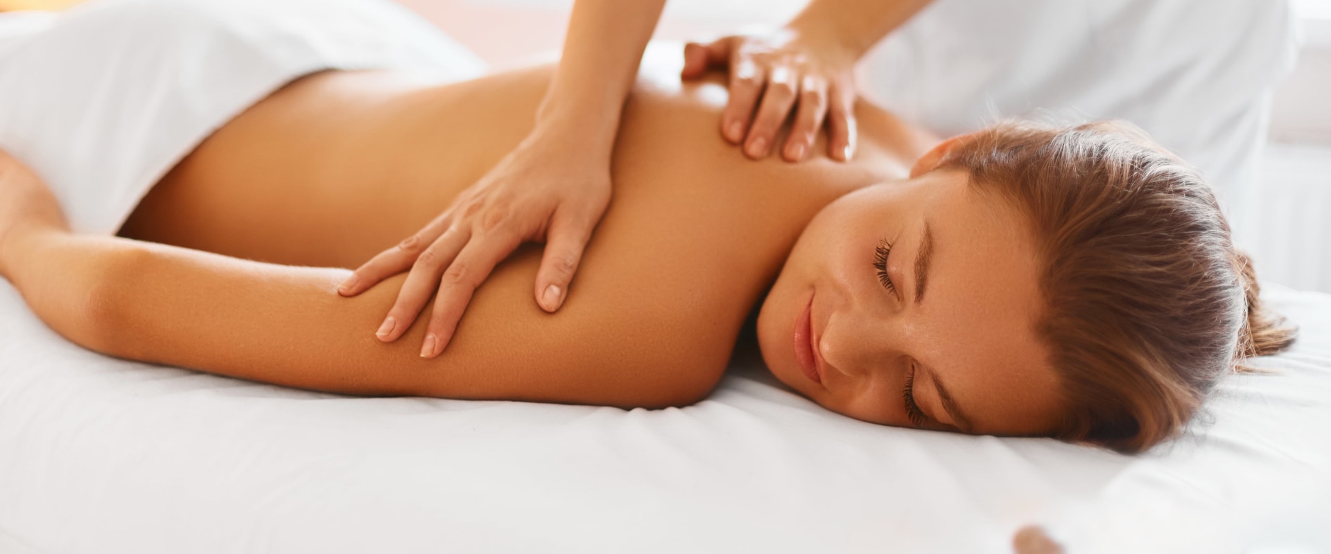 What Does a Massage Therapist Do? An Expert's Guide