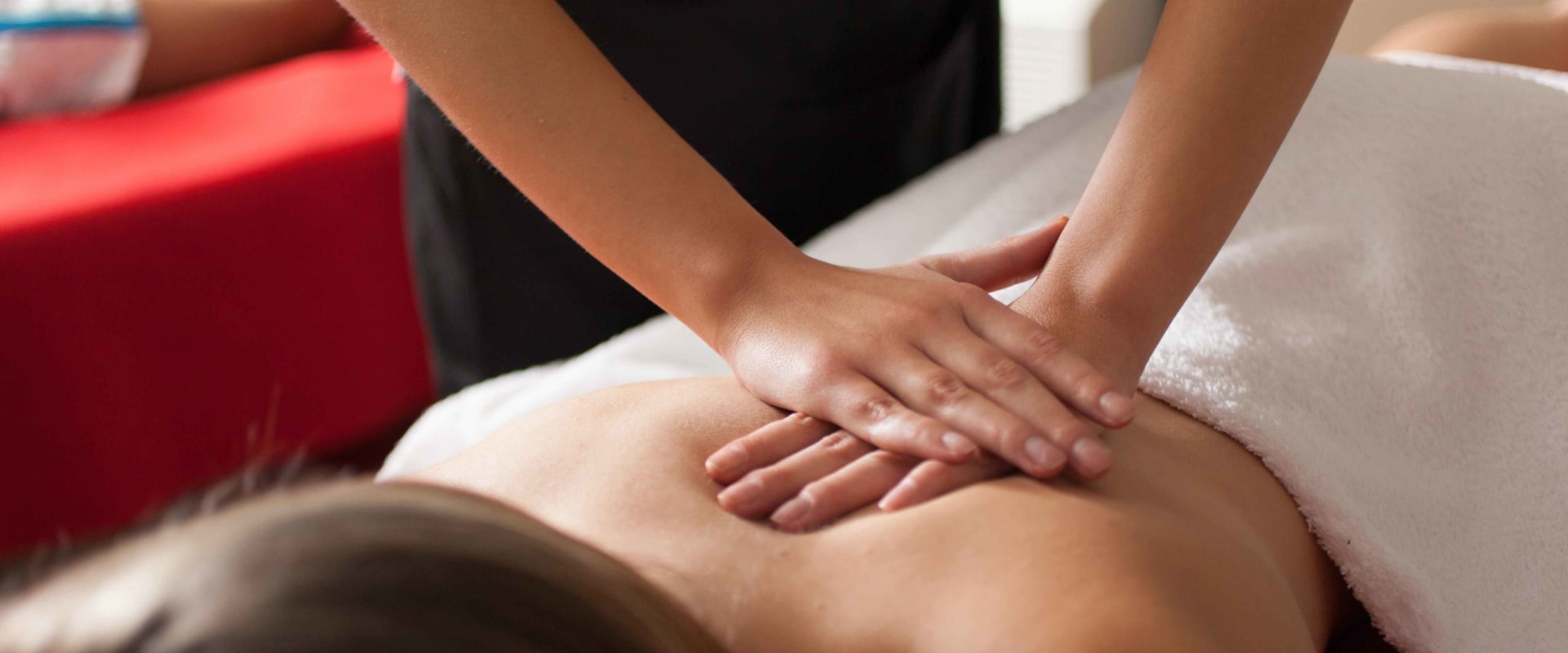 What is Better: Deep Tissue or Swedish Massage?